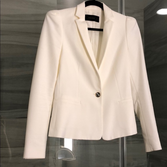 Zara Jackets & Blazers - Zara puffed gathered shoulder white jacket XS